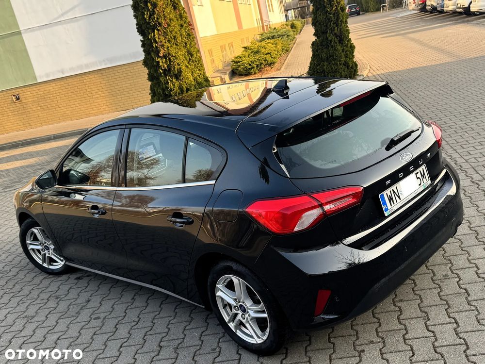 Ford Focus 1.0 EcoBoost Trend Edition - 32