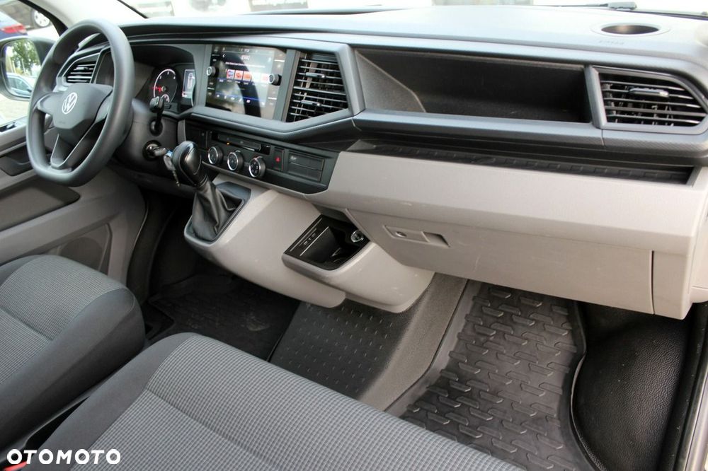 Volkswagen Transporter - 12