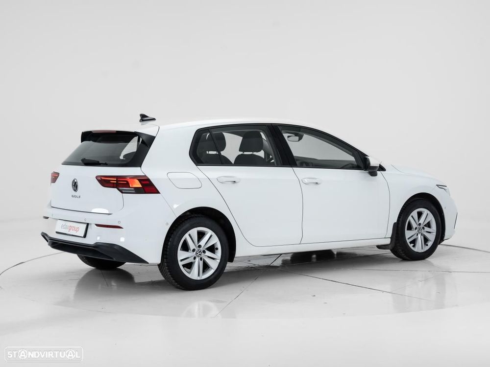 VW Golf 1.5 TGI Confortline DSG - 4