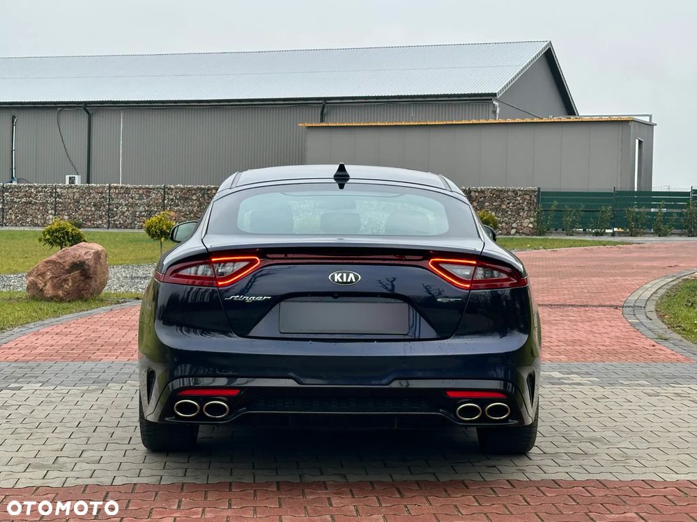 Kia Stinger - 6