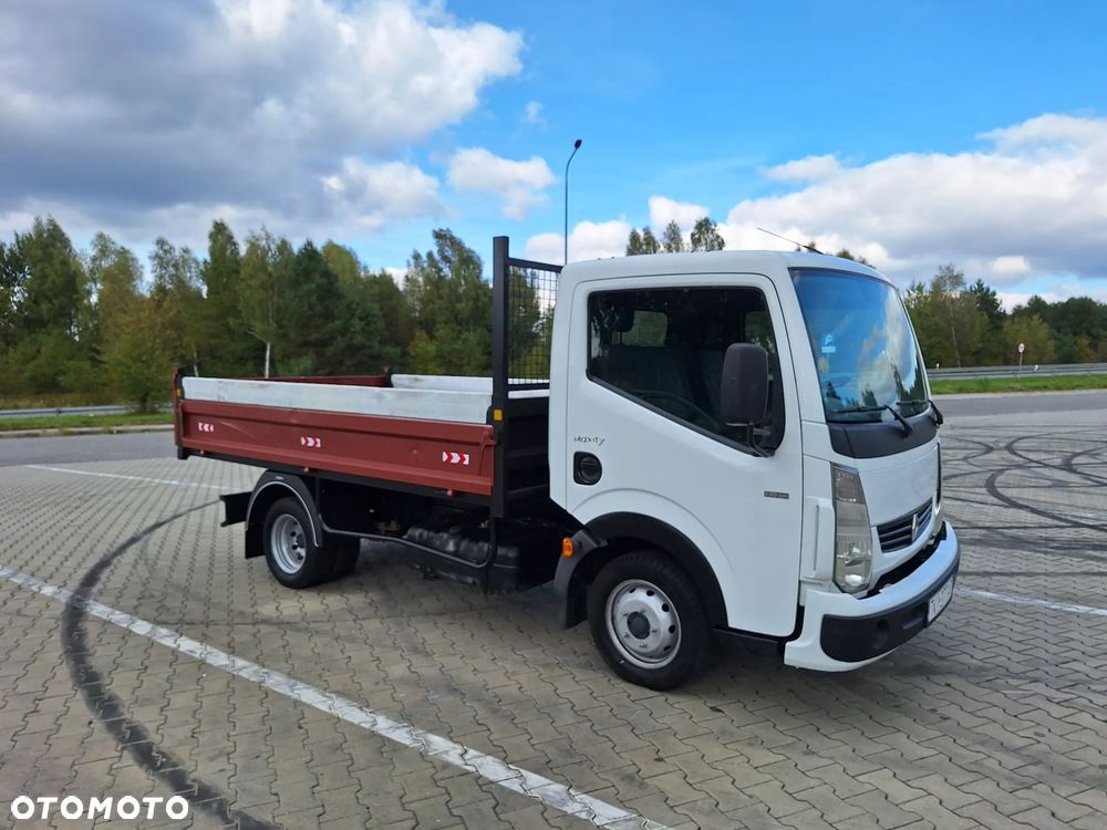 Renault MAXITY - 9