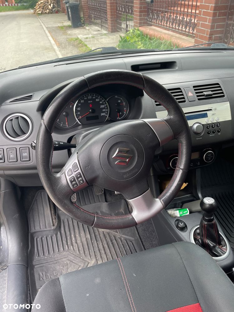 Suzuki Swift 1.6 Sport - 5