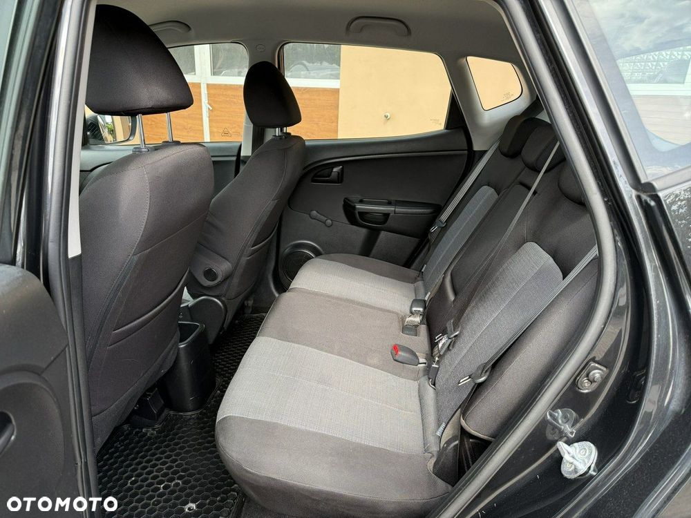 Kia Venga 1.4 CVVT Dream Team Edition - 24