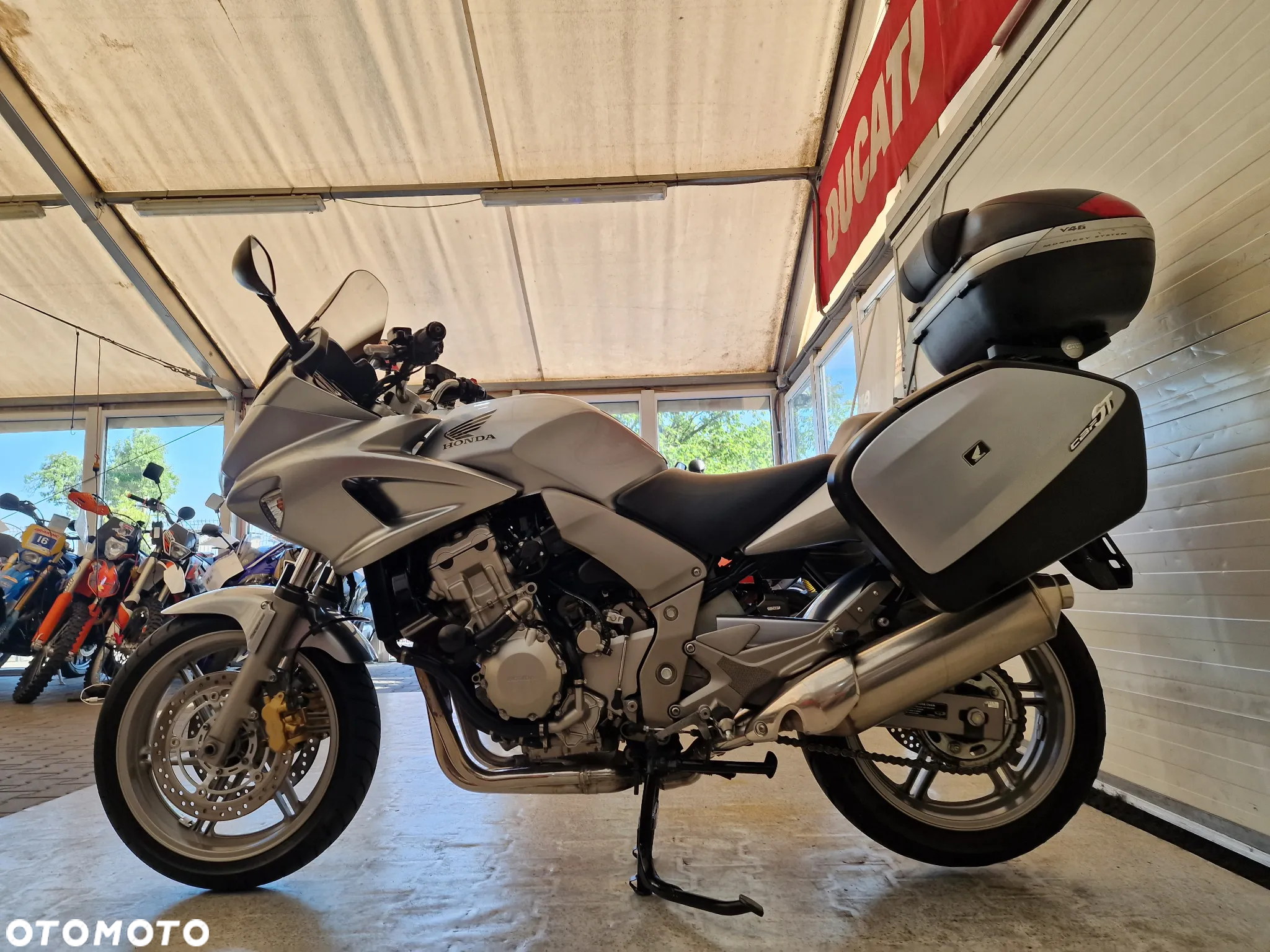 Honda CBF - 19