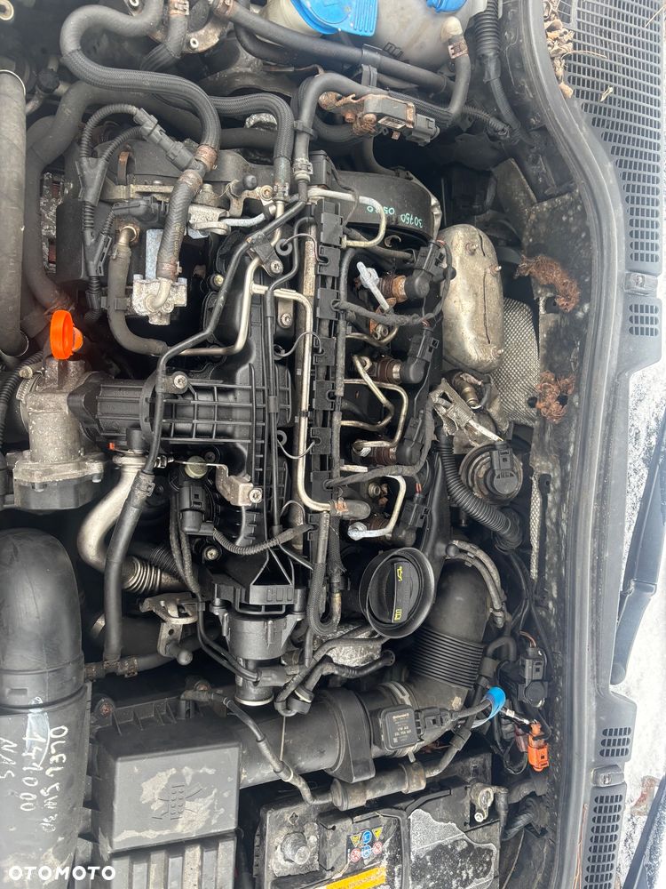 SKODA VW SILNIK 1.6 TDI CAYC - 1
