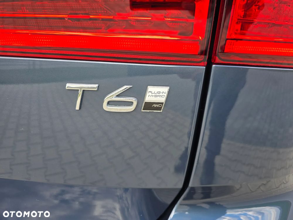 Volvo XC 60 T6 Plug-In Hybrid AWD Plus Dark - 38