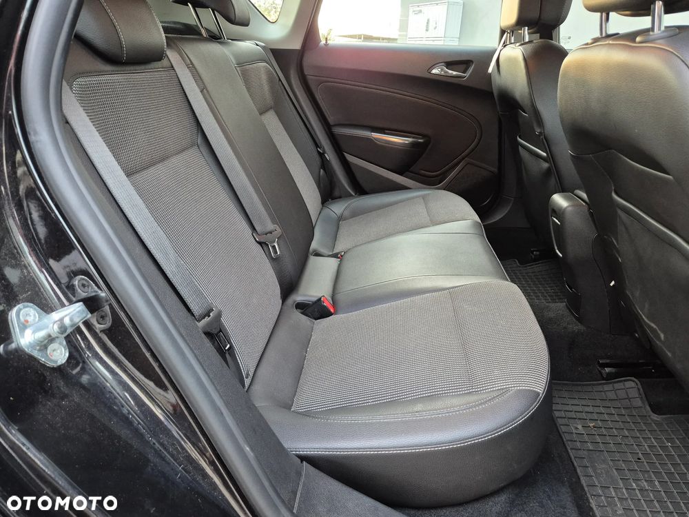 Opel Astra 1.6 Automatik Cosmo - 7