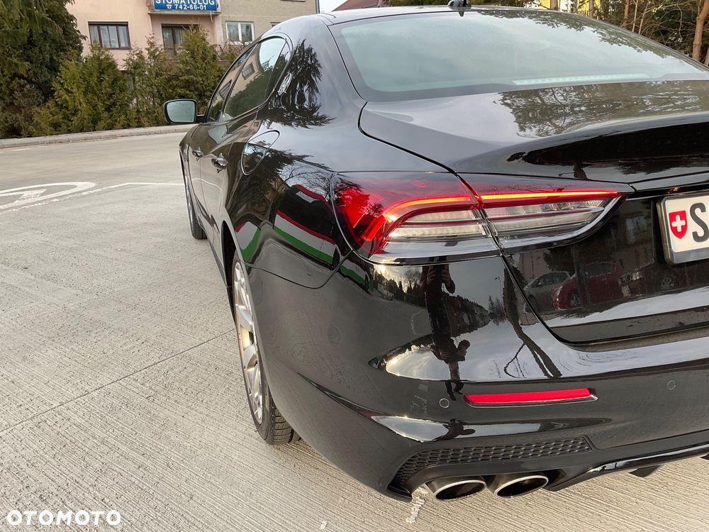 Maserati Quattroporte Q4 S - 12