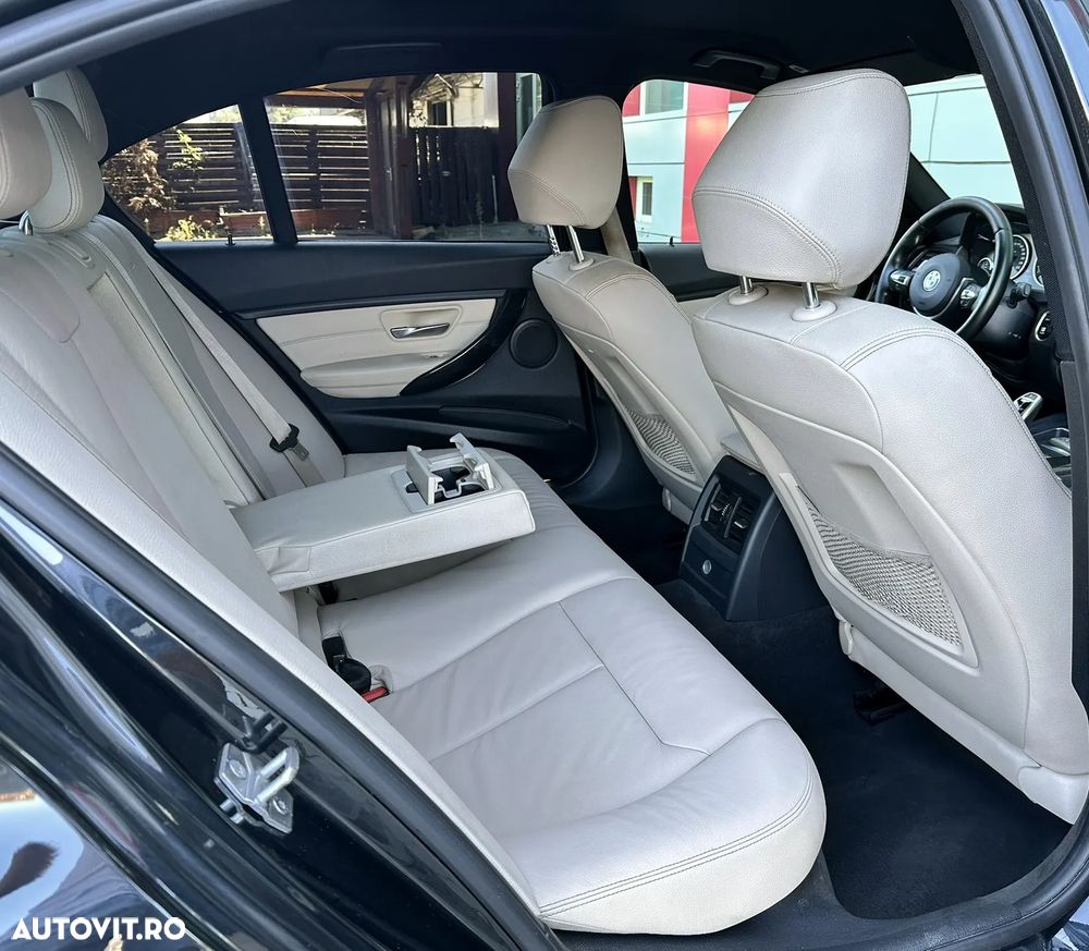 BMW Seria 3 320d Aut. - 37