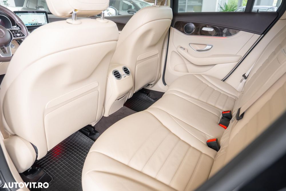 Mercedes-Benz GLC 220 d 4MATIC 9G-TRONIC - 23