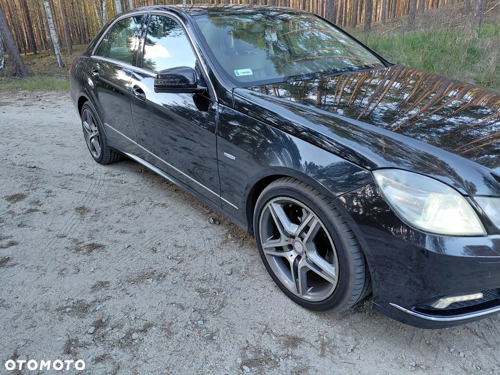Mercedes-Benz Klasa E 350 CDI BlueEff - 1