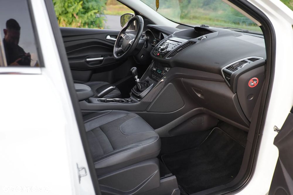 Ford Kuga 2.0 TDCi 4WD Titanium - 21