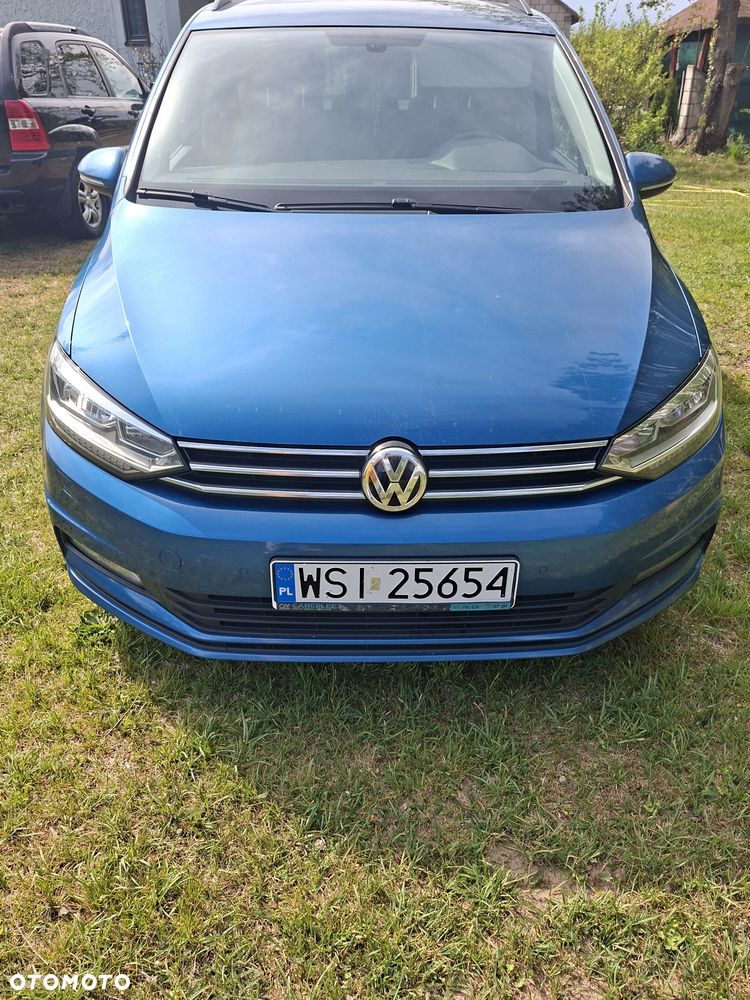 Volkswagen Touran - 3