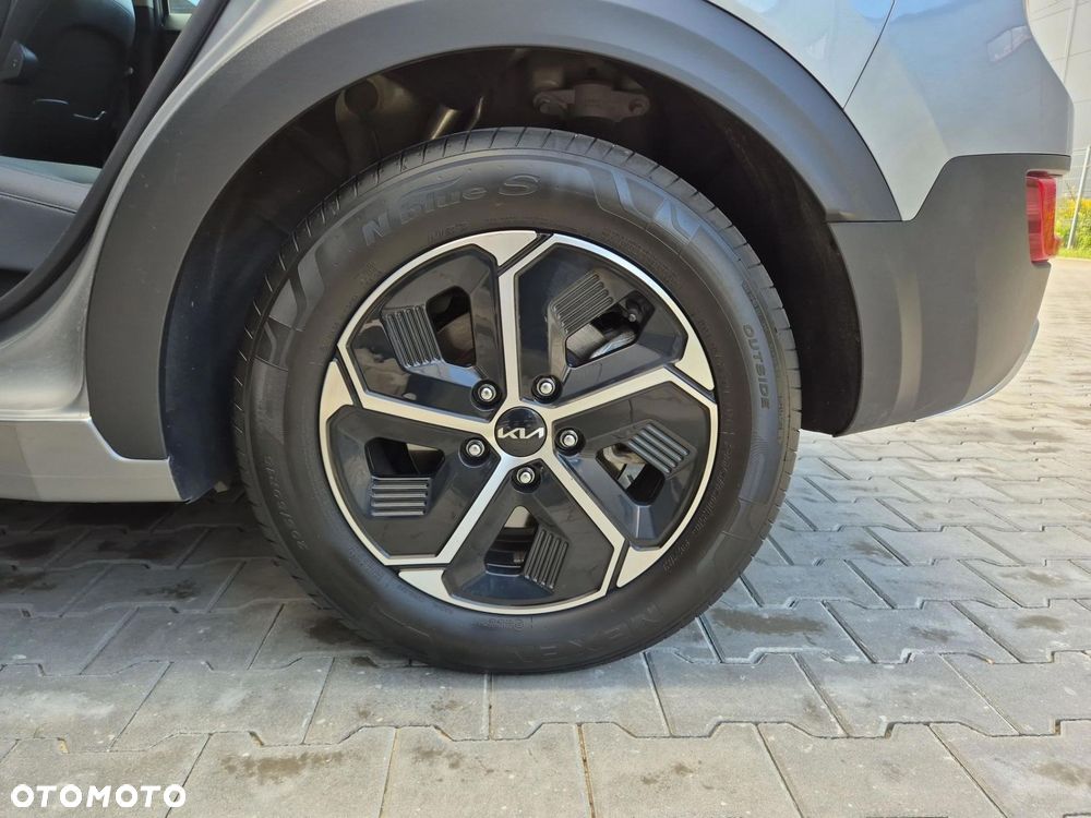 Kia Niro 1.6 GDI Hybrid M - 19
