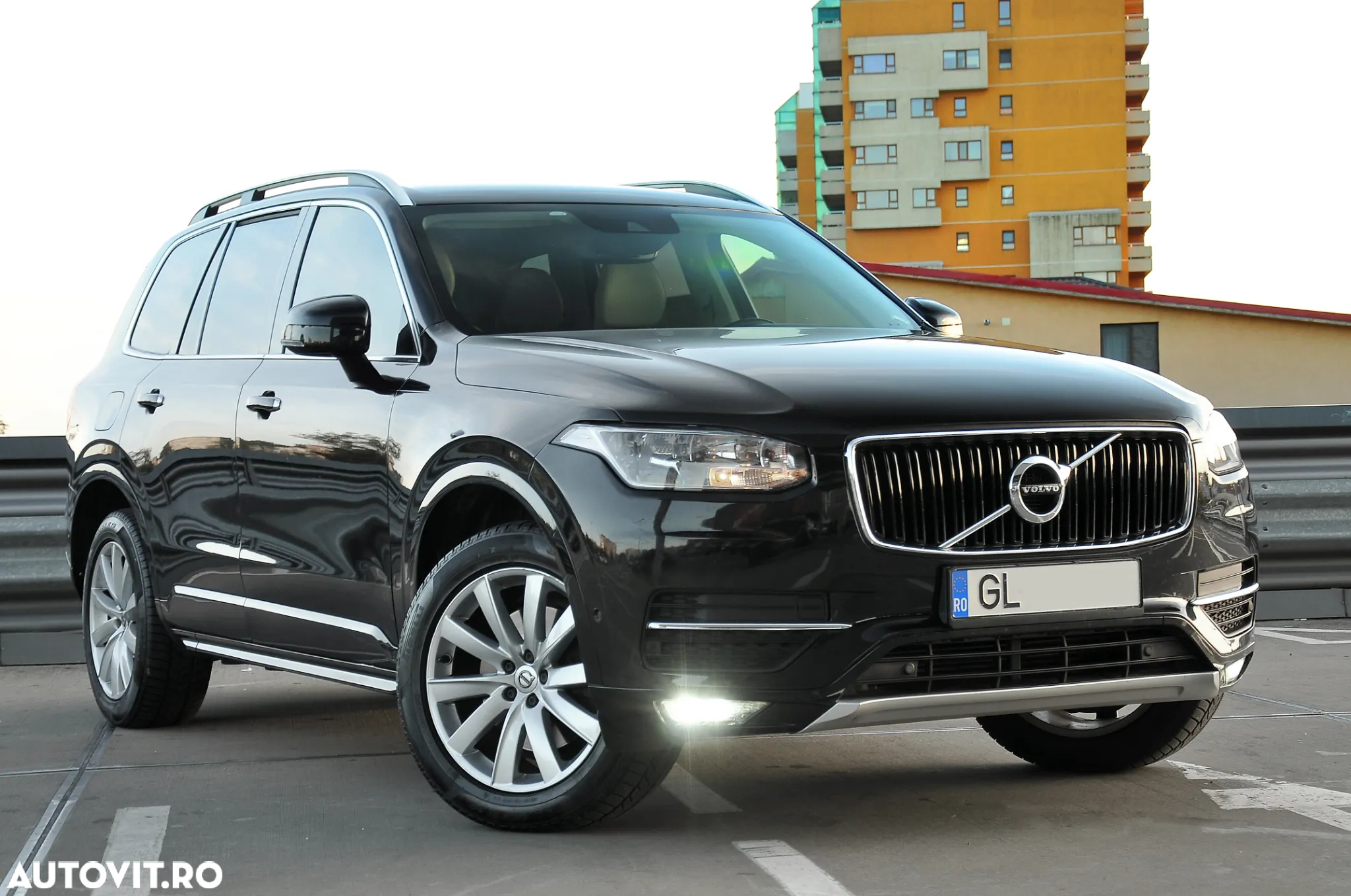 Volvo XC 90 D5 AWD Geartronic RDesign - 3
