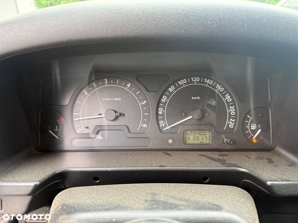 Land Rover Discovery - 18