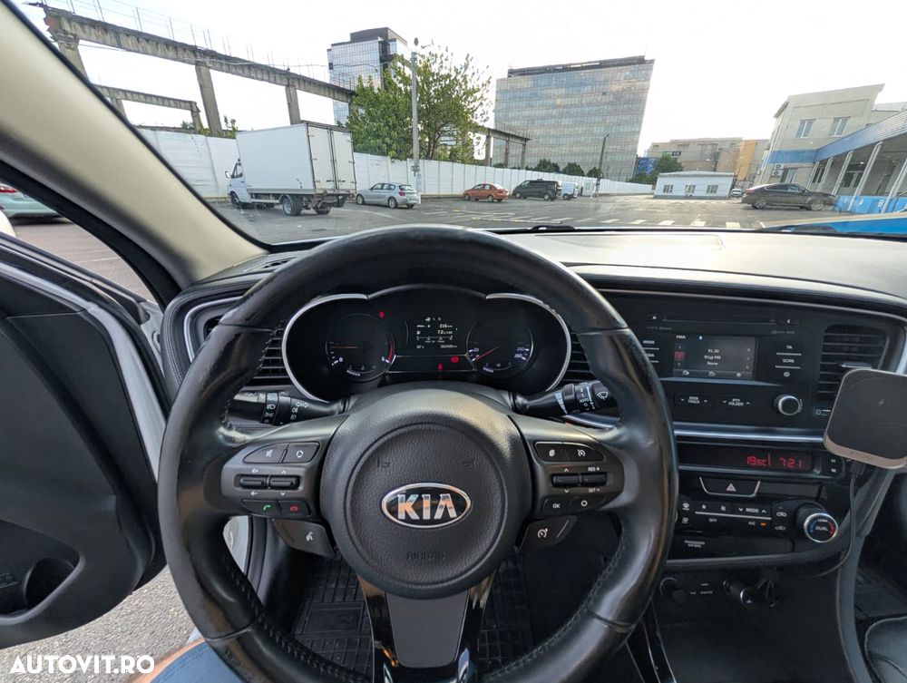 Kia Optima - 15