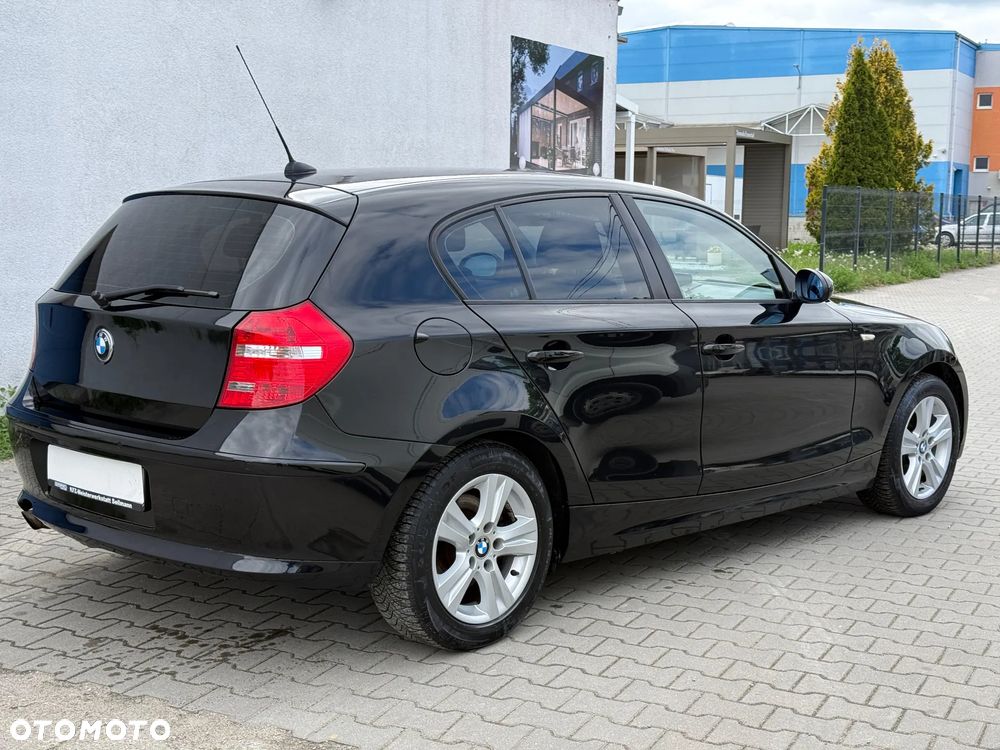 BMW Seria 1 118i - 6