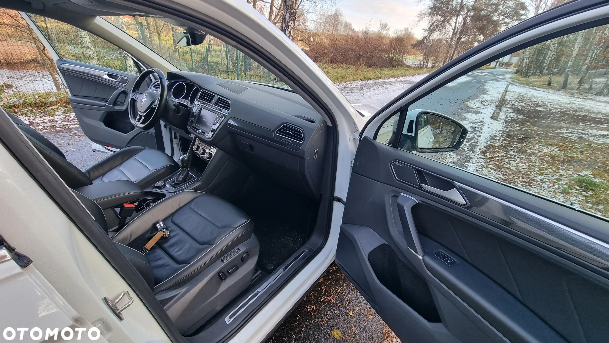 Volkswagen Tiguan 2.0 TDI SCR 4MOTION DSG R-Line - 19