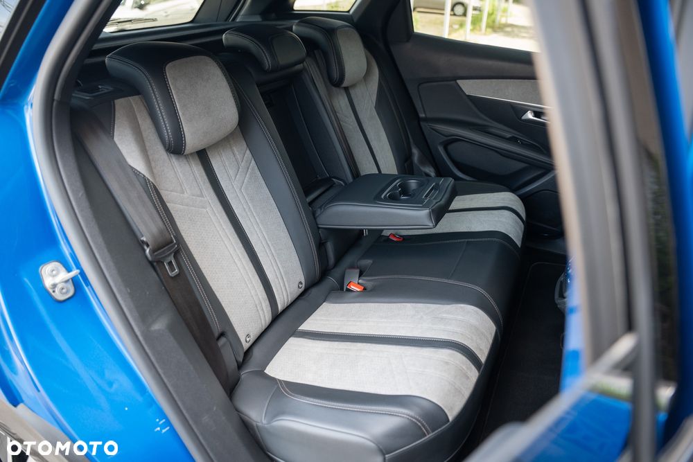 Peugeot 3008 1.6 PureTech Hybrid PHEV Active Pack S&S EAT8 - 36