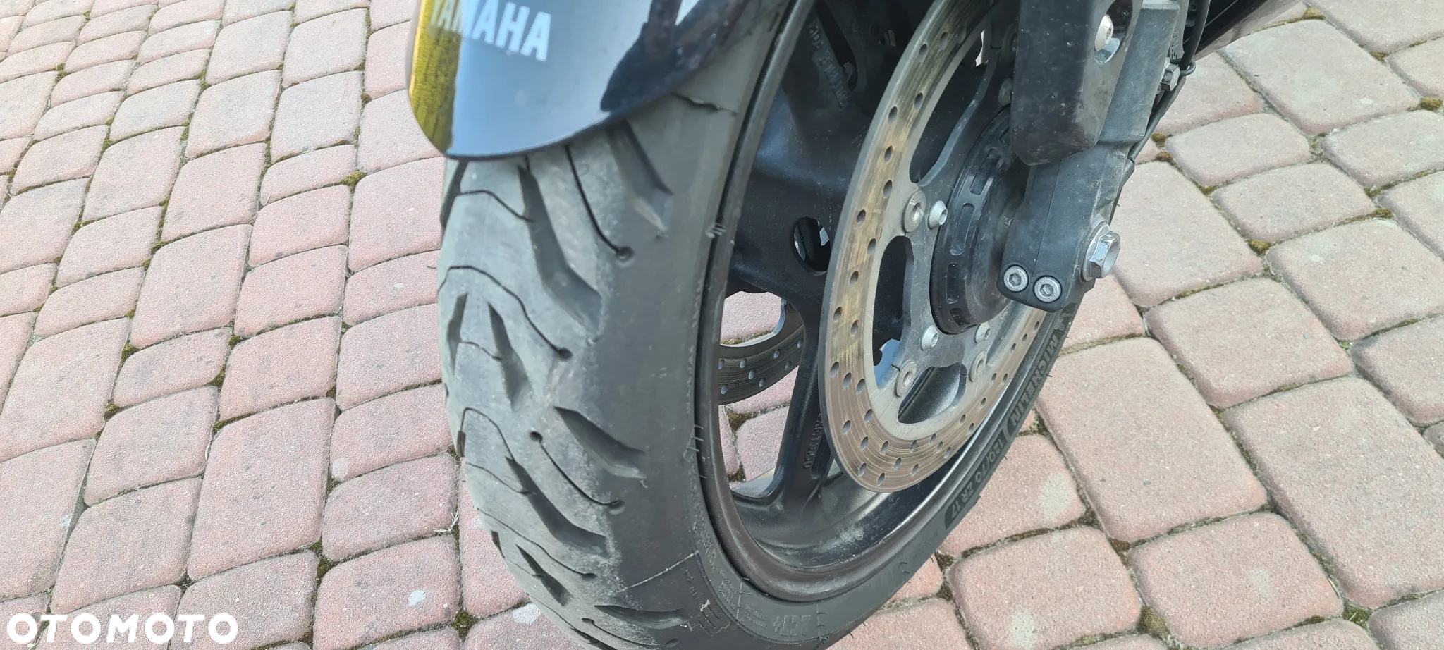 Yamaha FJR - 10