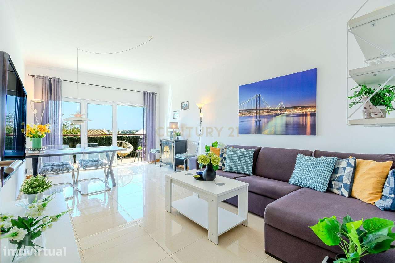 T2 c/ vista mar, piscina e garagem - Grande imagem: 4/47