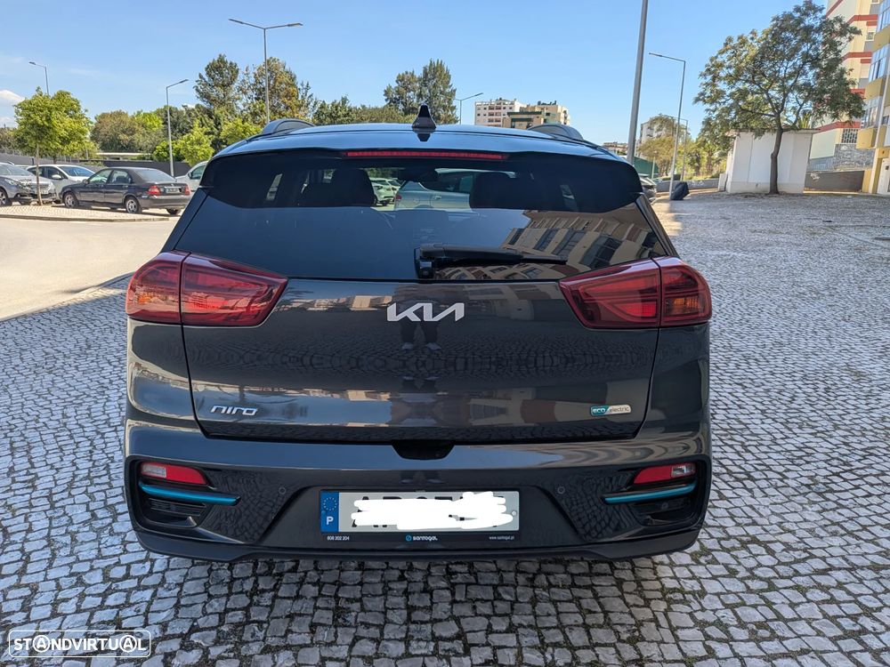 Kia e-Niro 64kWh - 23