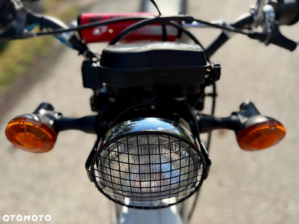 Honda XL - 9