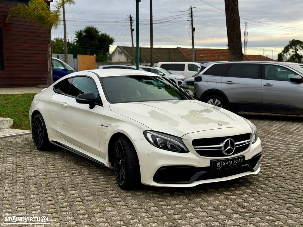 Mercedes-Benz C 63 AMG S - 12