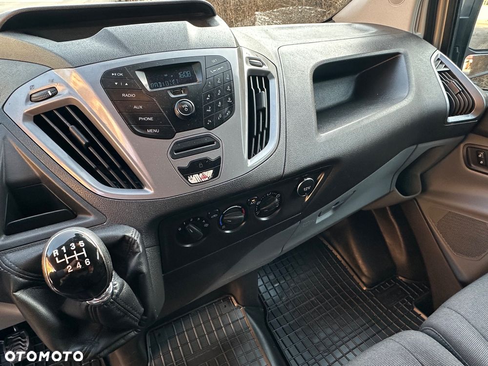 Ford TRANSIT CUSTOM - 6