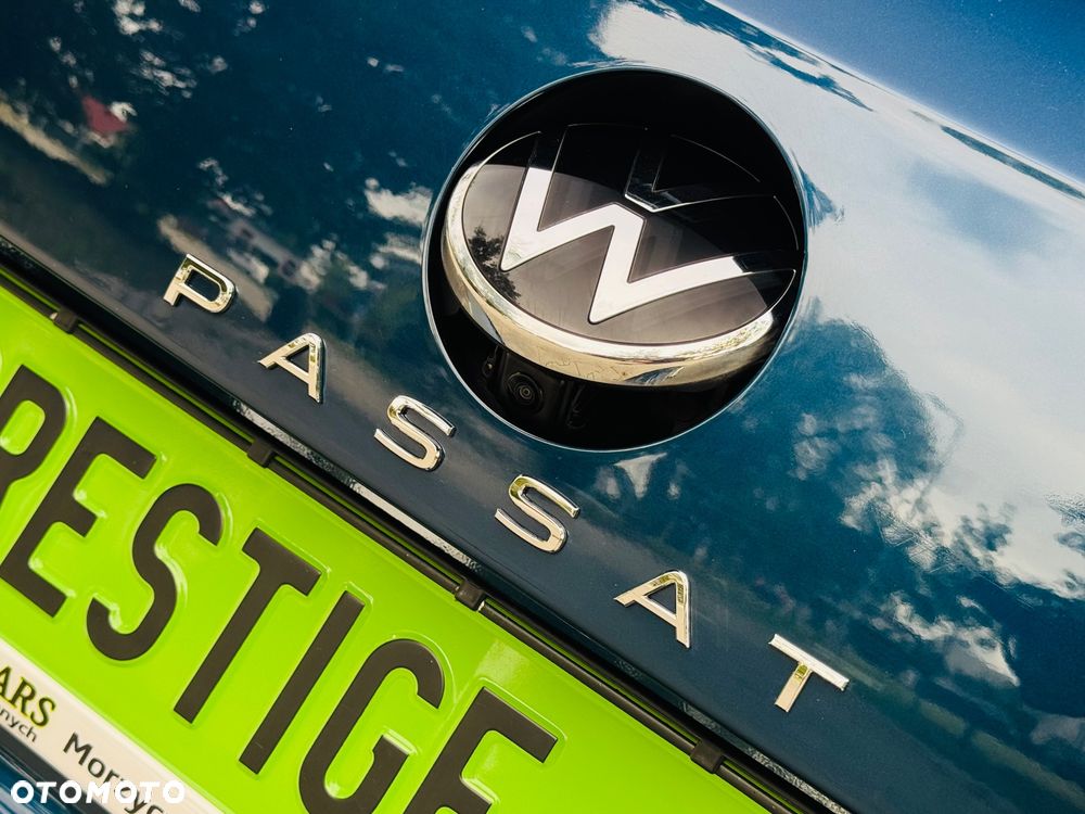 Volkswagen Passat 2.0 TDI SCR Highline - 24