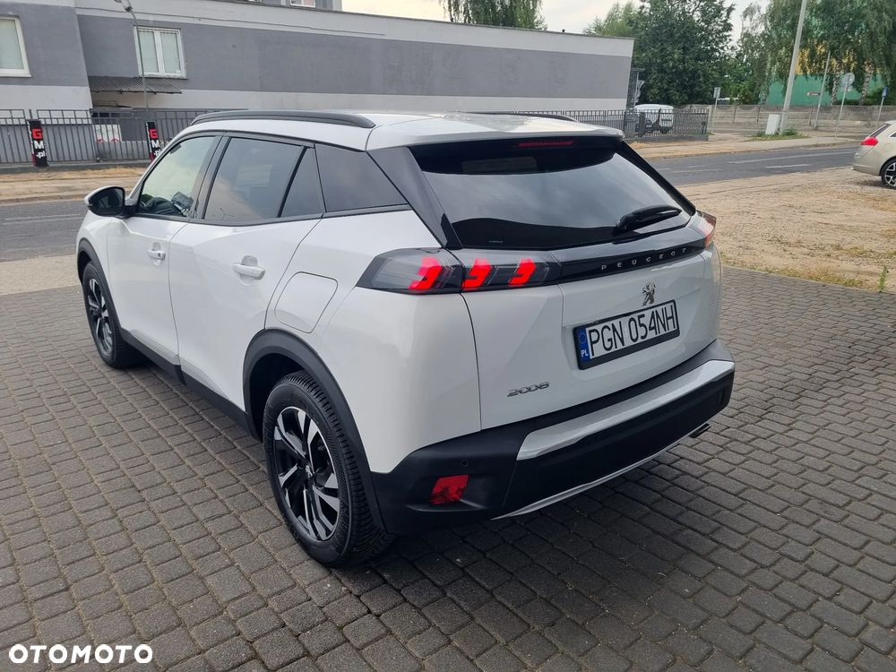 Peugeot 2008 1.5 BlueHDi Allure Pack S&S - 4