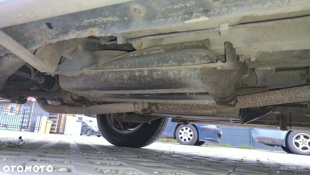 Toyota RAV4 2.0 VVT-i 4x4 - 16