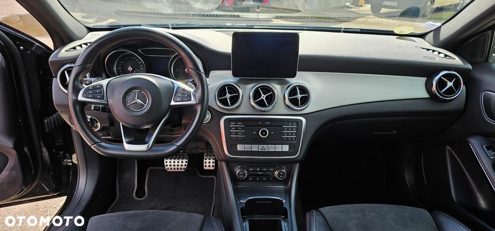 Mercedes-Benz GLA 200 (CDI) d 7G-DCT AMG Line - 9