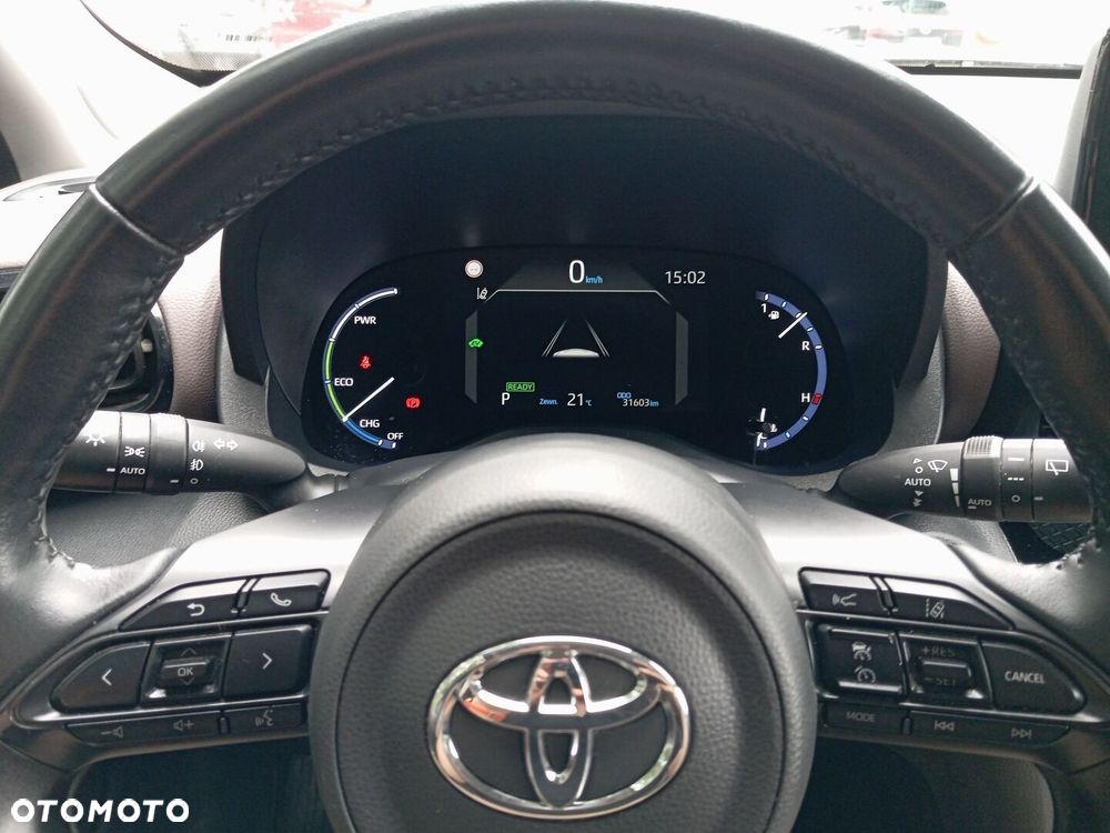 Toyota Yaris Cross - 17