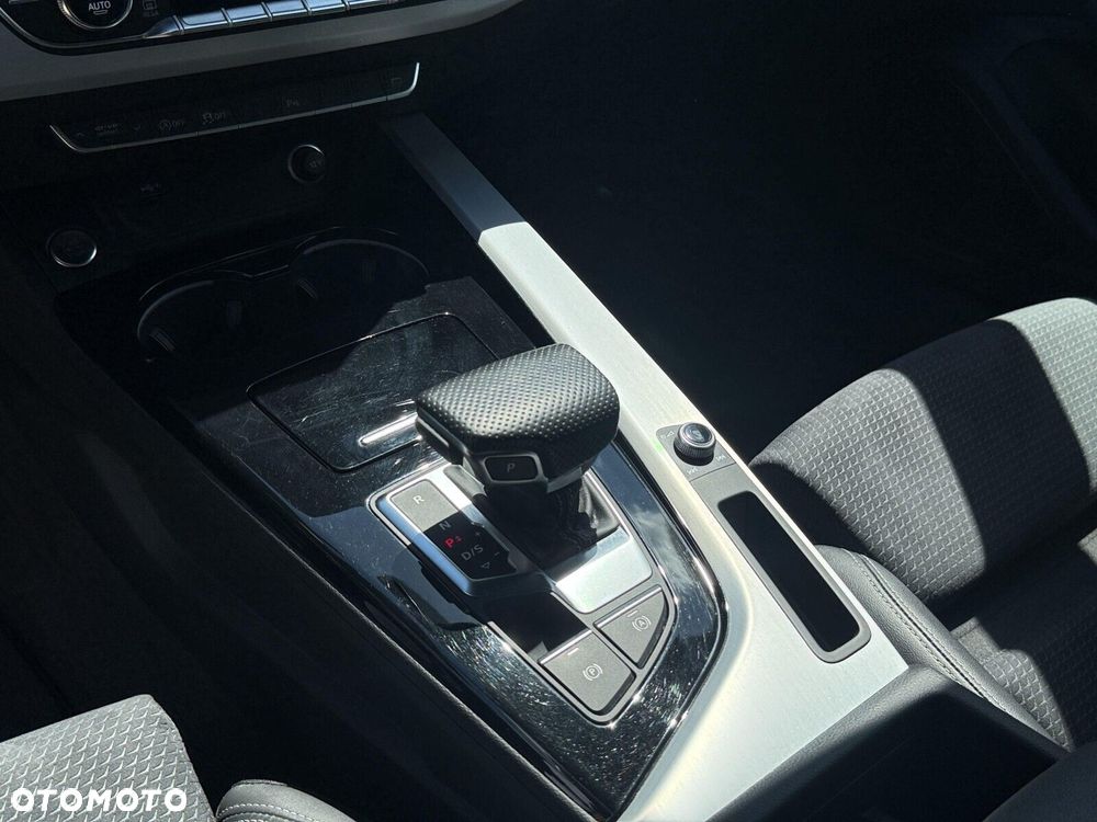 Audi A4 Limousine 40 TFSI mHEV Advanced S tronic - 14