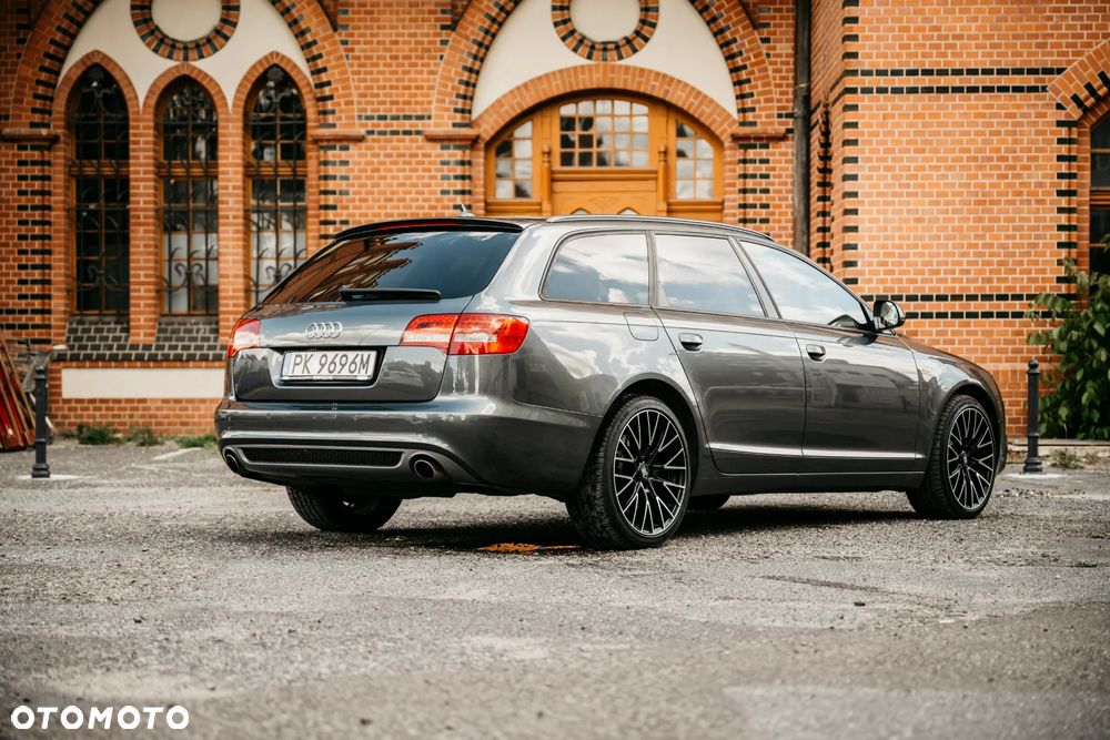 Audi A6 - 4