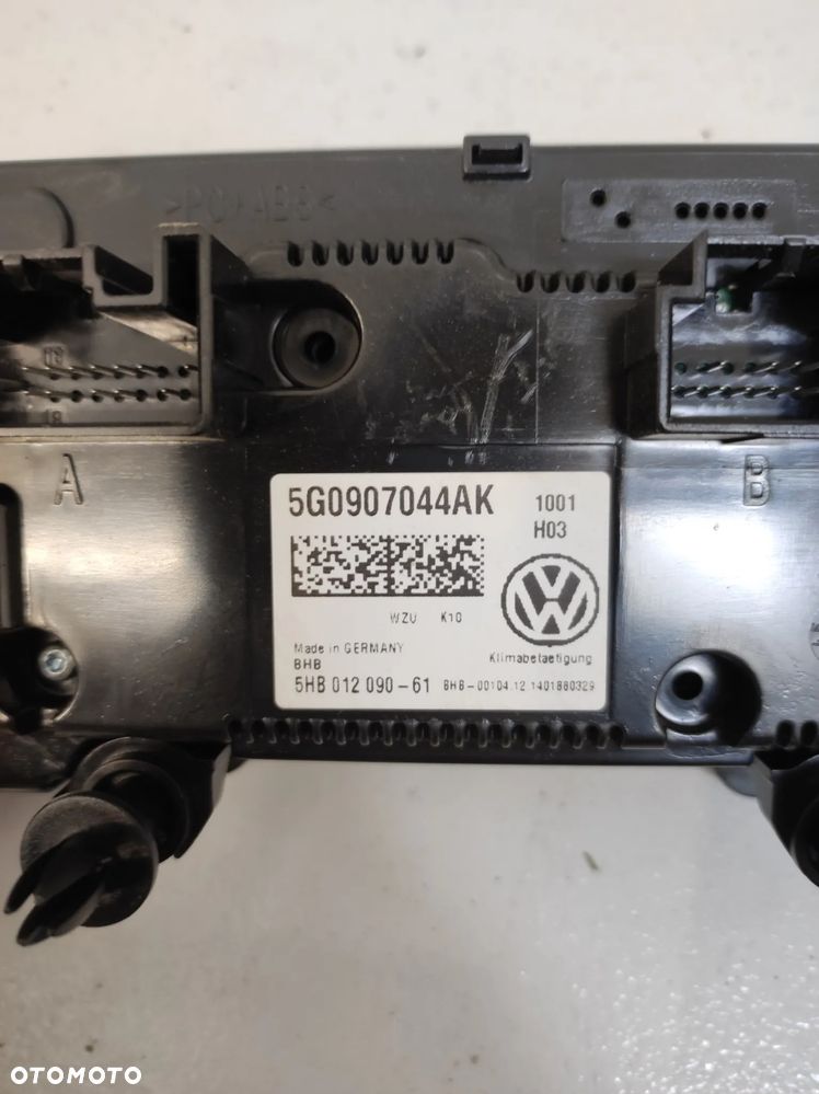 Panel sterowania klimatyzacji Volkswagen PASSAT B8 - 5