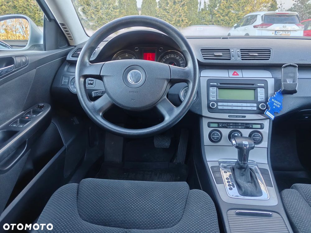 Volkswagen Passat 2.0 TDI DPF DSG Comfortline - 3