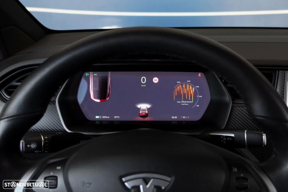 Tesla Model X P100D - 11