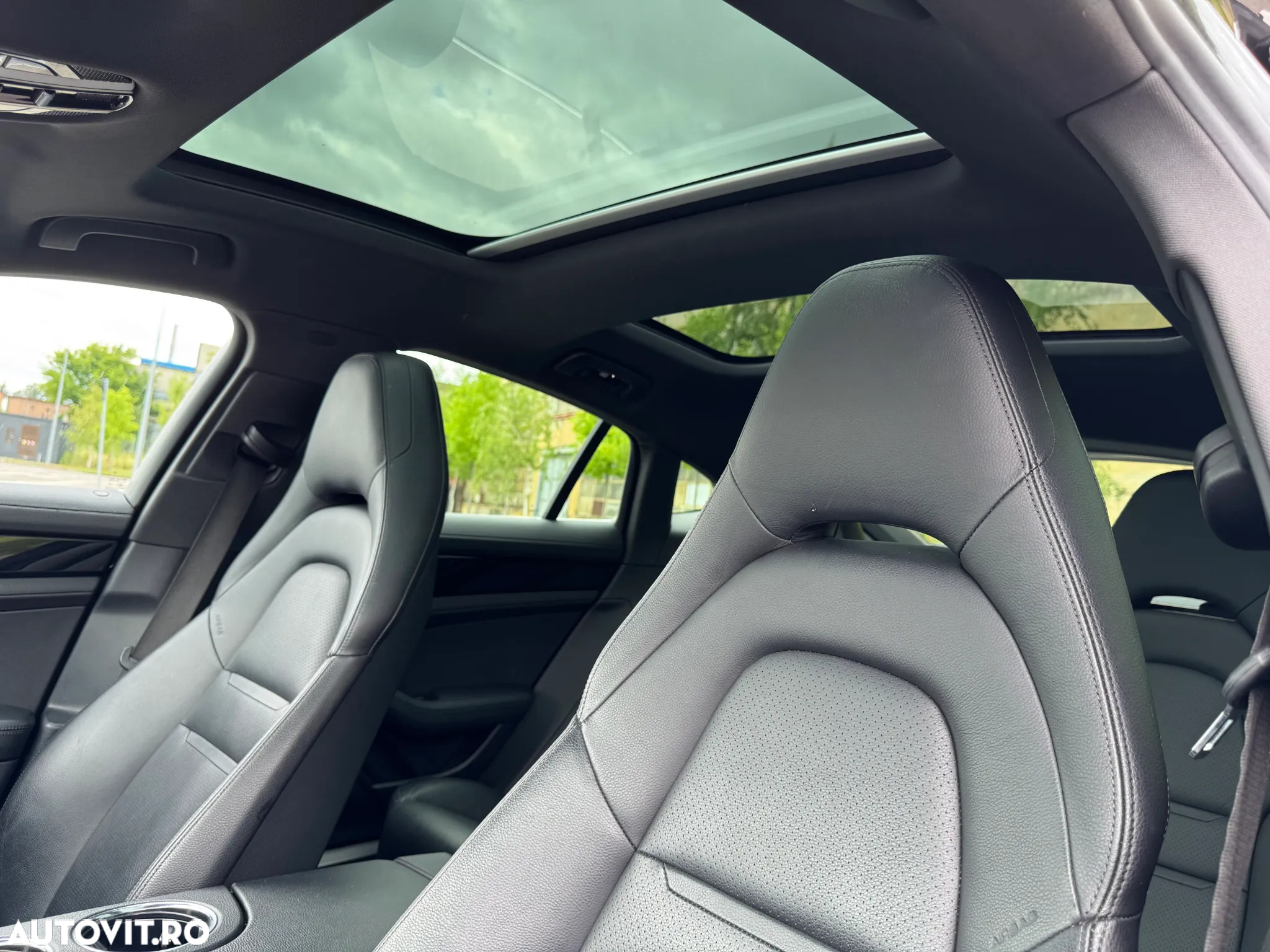 Porsche Panamera 4S - 8