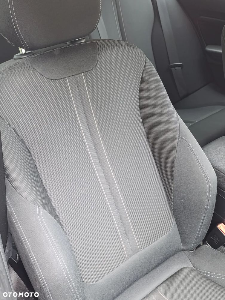 BMW Seria 1 125d - 16