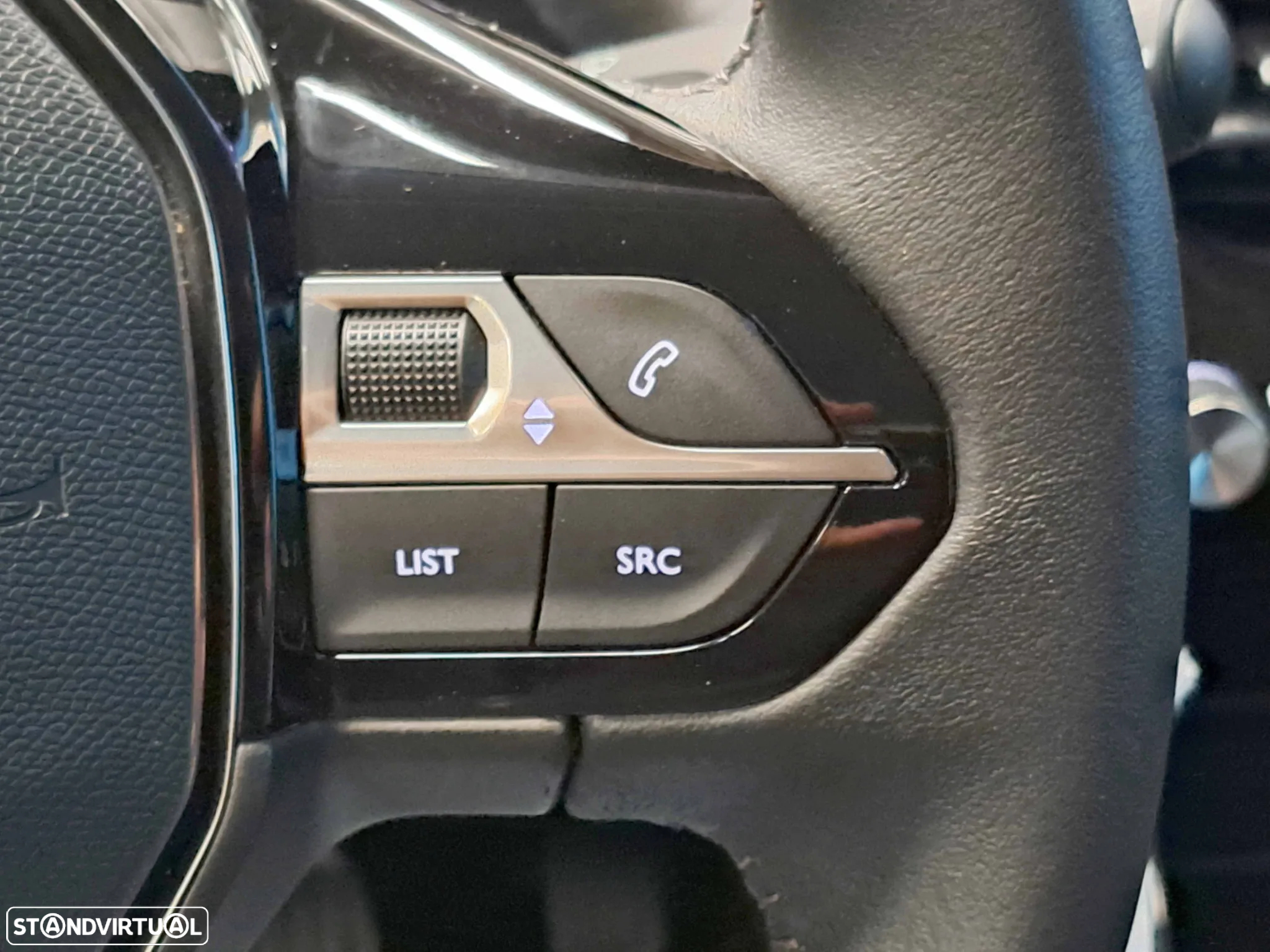 Peugeot 208 1.2 PureTech Active Pack - 9