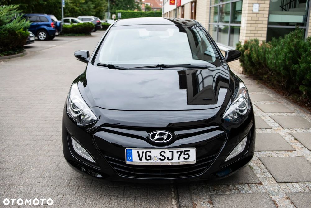 Hyundai i30 1.4 CRDi Advantage - 9