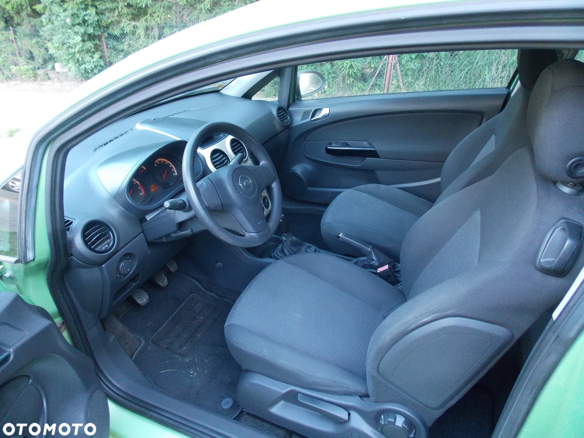Opel Corsa - 8