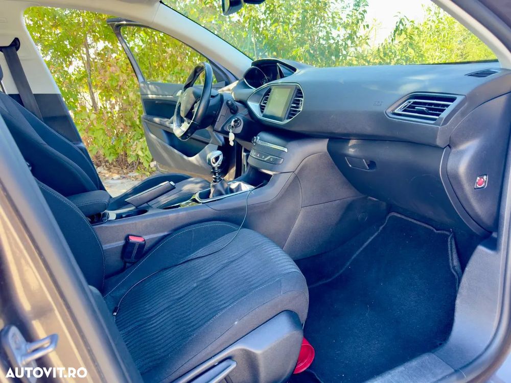 Peugeot 308 1.6 THP Access - 6