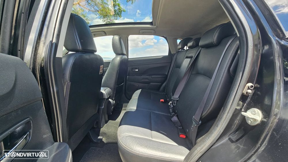 Mitsubishi ASX 1.6 DI-D Instyle Connect Edition - 25