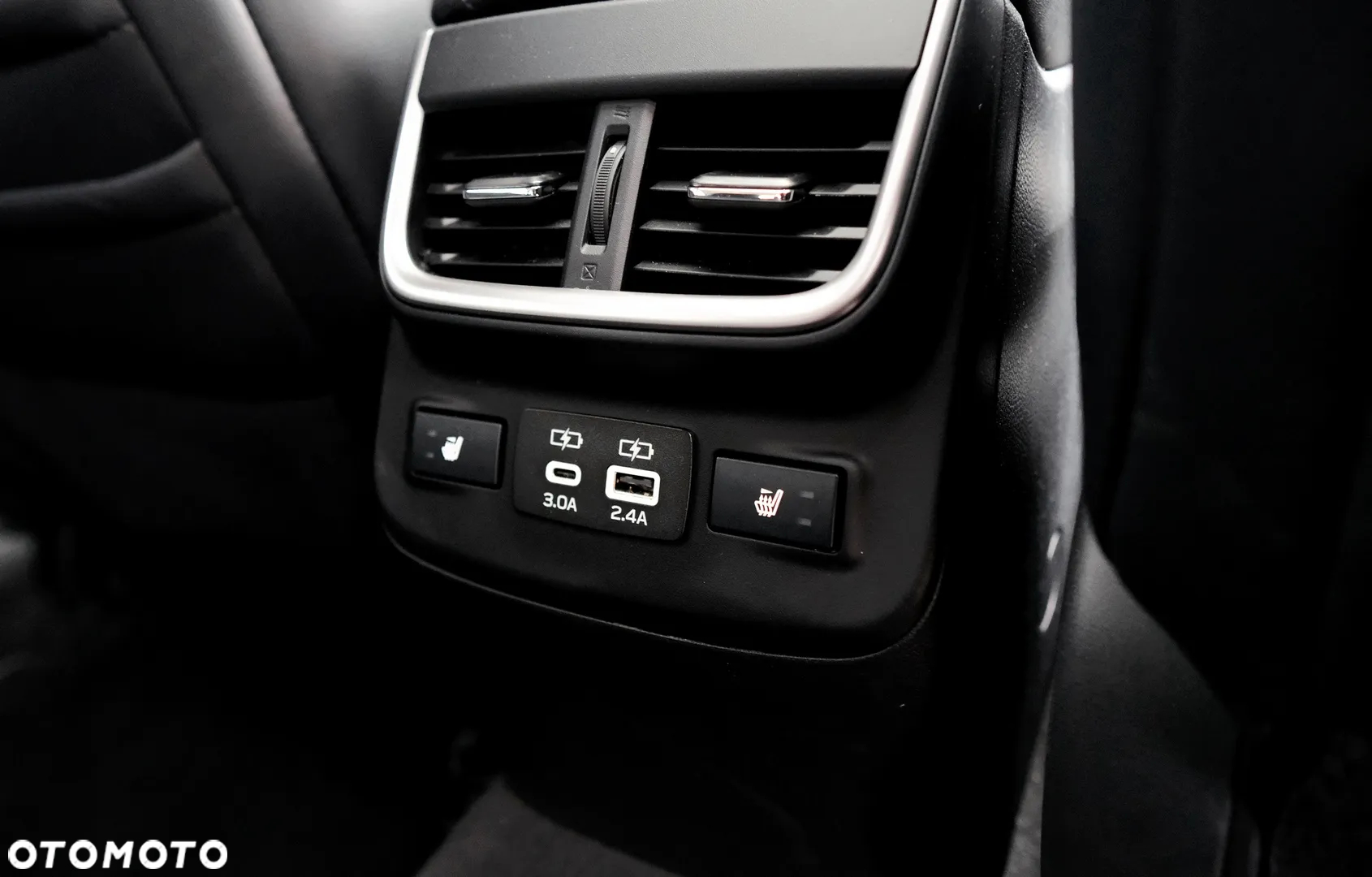 Subaru Outback - 38
