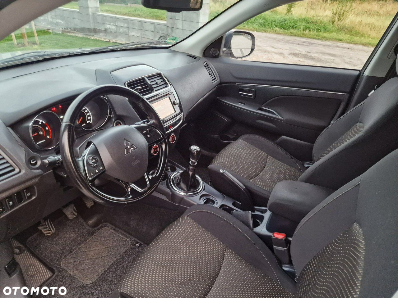 Mitsubishi ASX - 19