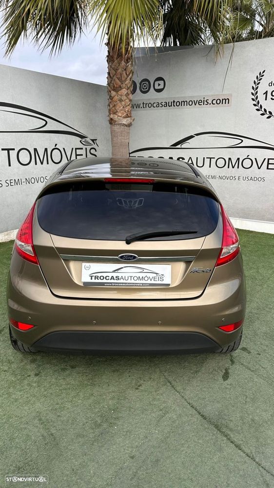 Ford Fiesta 1.4 Titanium Aut. - 5